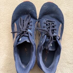 Altra Torin size 9.5 wide